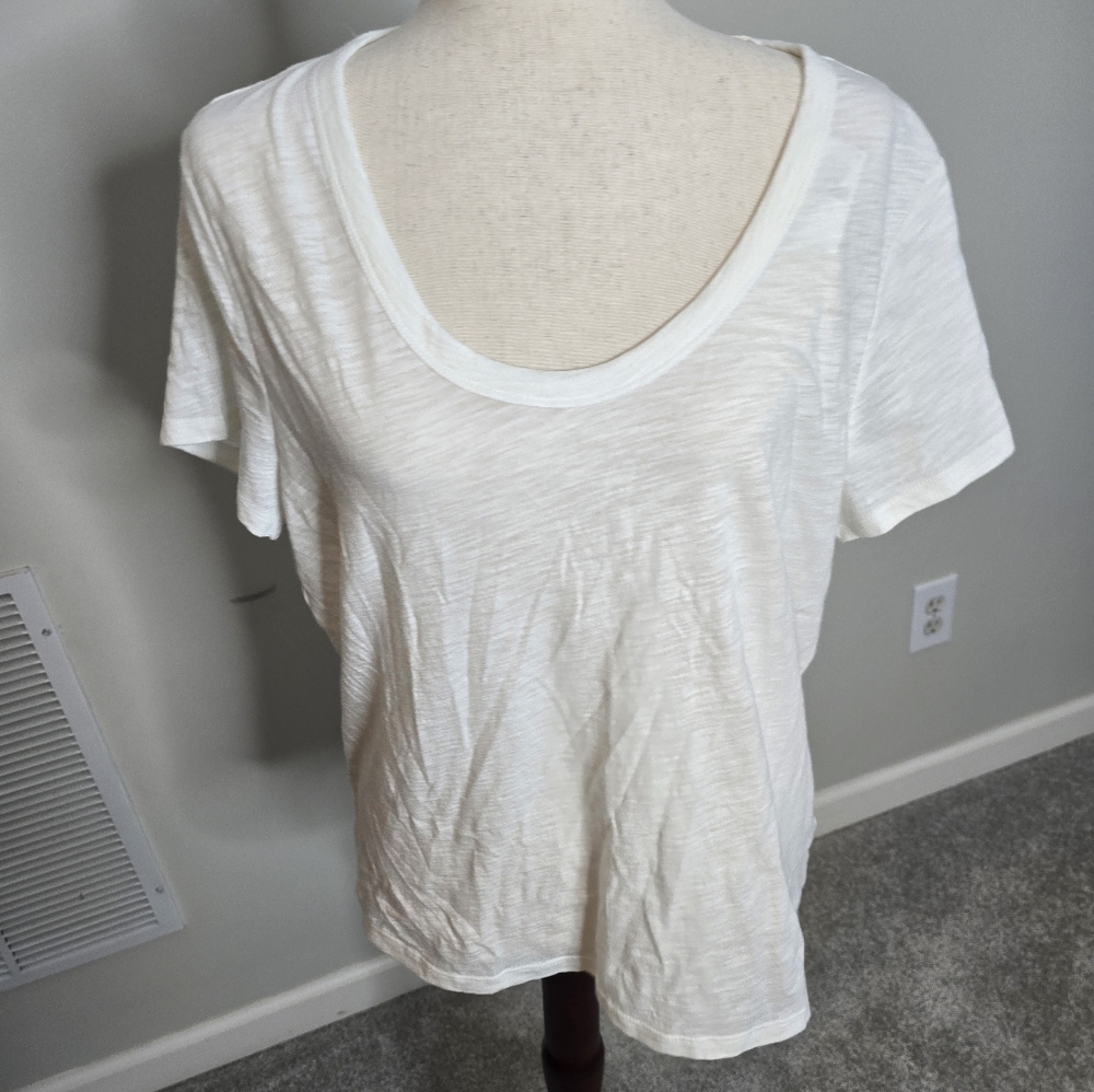 Gap Women's White Scoop Neck Top Size XL NWT